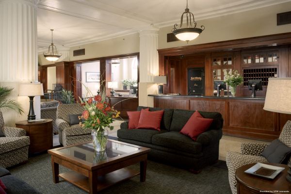 THE ELDRIDGE HOTEL (Lawrence)